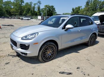  Salvage Porsche Cayenne