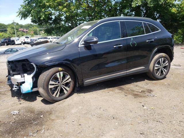  Salvage Mercedes-Benz GLA