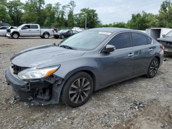  Salvage Nissan Altima