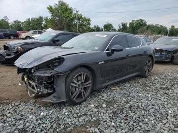  Salvage Porsche Panamera