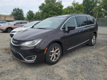  Salvage Chrysler Pacifica