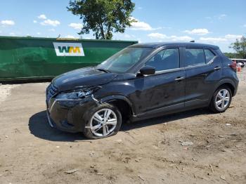  Salvage Nissan Kicks