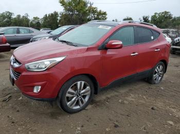  Salvage Hyundai TUCSON