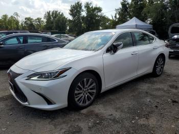  Salvage Lexus Es