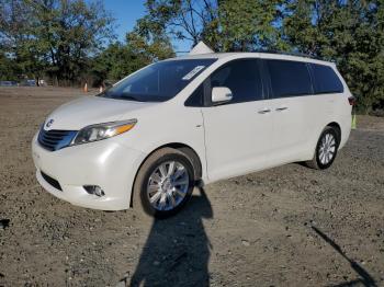  Salvage Toyota Sienna