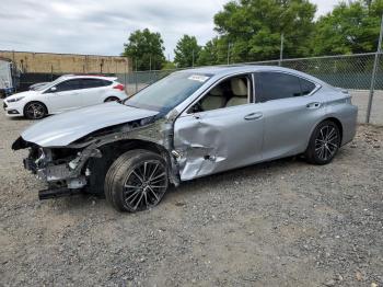  Salvage Lexus Es