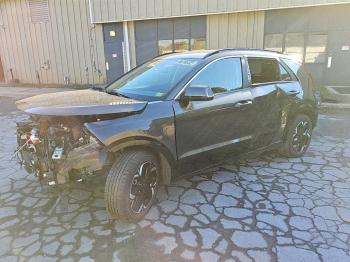  Salvage Kia Niro