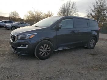  Salvage Kia Sedona