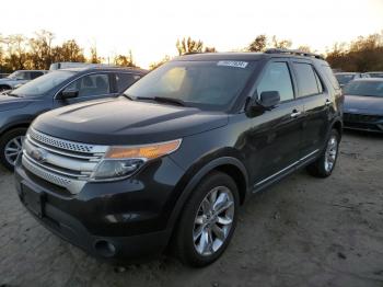  Salvage Ford Explorer