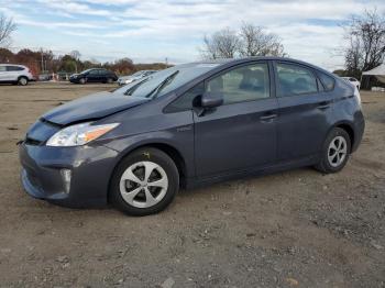  Salvage Toyota Prius