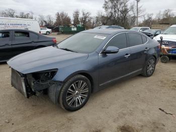  Salvage Kia Cadenza