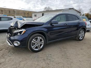  Salvage Mercedes-Benz GLA