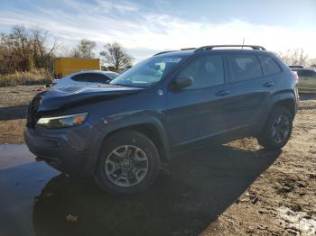  Salvage Jeep Cherokee