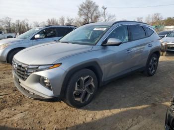  Salvage Hyundai TUCSON