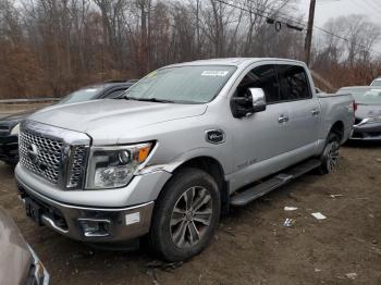  Salvage Nissan Titan