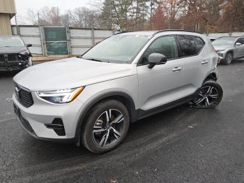  Salvage Volvo Xc40 Core