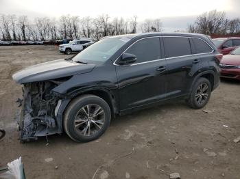  Salvage Toyota Highlander