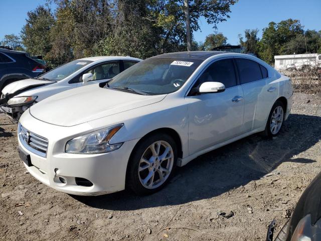  Salvage Nissan Maxima