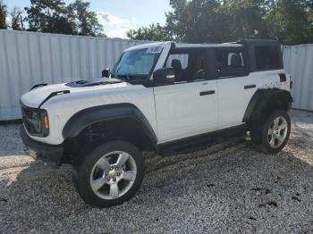  Salvage Ford Bronco