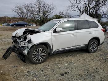  Salvage Mitsubishi Outlander