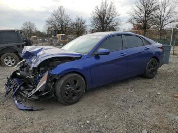  Salvage Hyundai ELANTRA