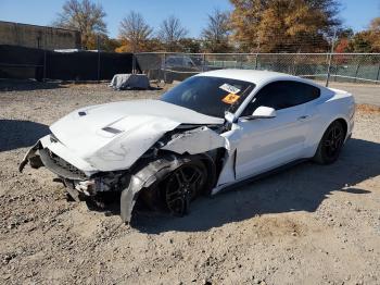  Salvage Ford Mustang