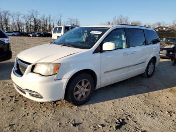  Salvage Chrysler Minivan