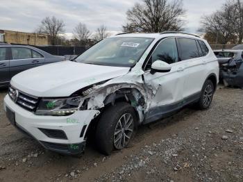  Salvage Volkswagen Tiguan