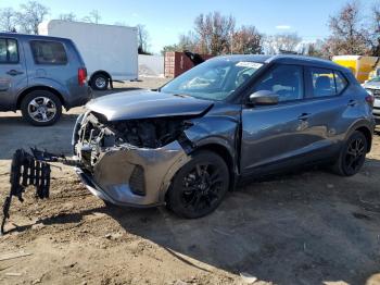  Salvage Nissan Kicks