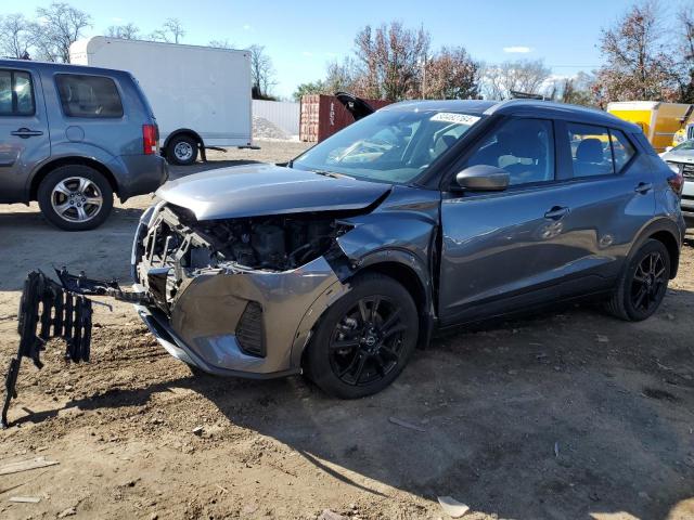  Salvage Nissan Kicks