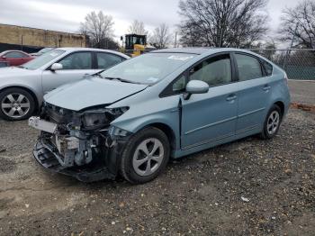  Salvage Toyota Prius