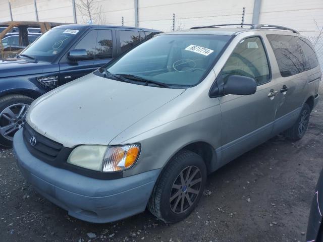  Salvage Toyota Sienna