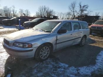  Salvage Volvo V70