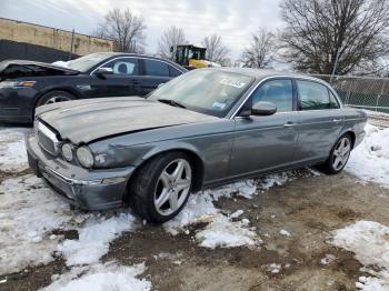  Salvage Jaguar Xj8