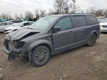  Salvage Dodge Caravan