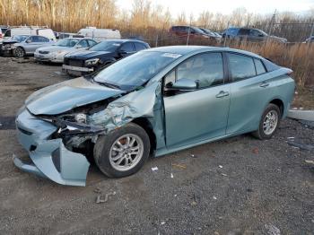  Salvage Toyota Prius