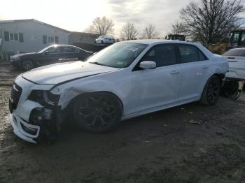  Salvage Chrysler 300