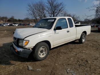  Salvage Toyota Tacoma