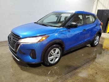  Salvage Nissan Kicks