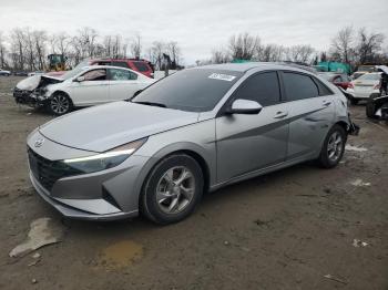  Salvage Hyundai ELANTRA