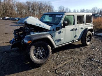  Salvage Jeep Wrangler