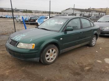  Salvage Volkswagen Passat