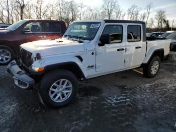  Salvage Jeep Gladiator