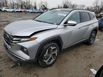  Salvage Hyundai TUCSON