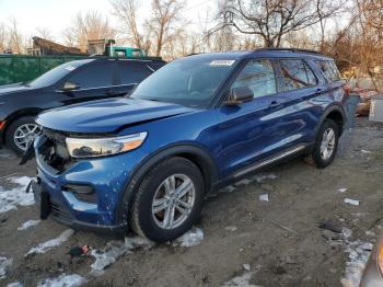  Salvage Ford Explorer