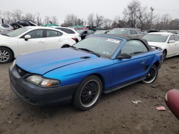  Salvage Ford Mustang