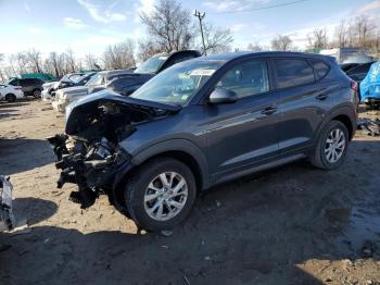  Salvage Hyundai TUCSON