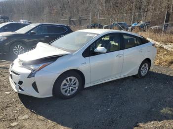  Salvage Toyota Prius