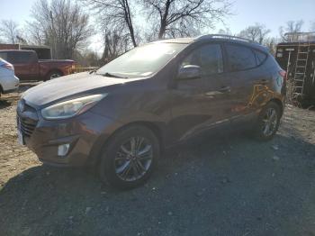  Salvage Hyundai TUCSON