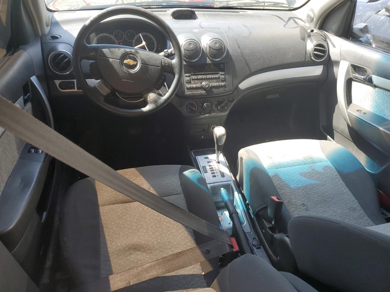 Chevrolet Aveo Lt Image 9